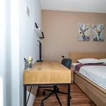 Val